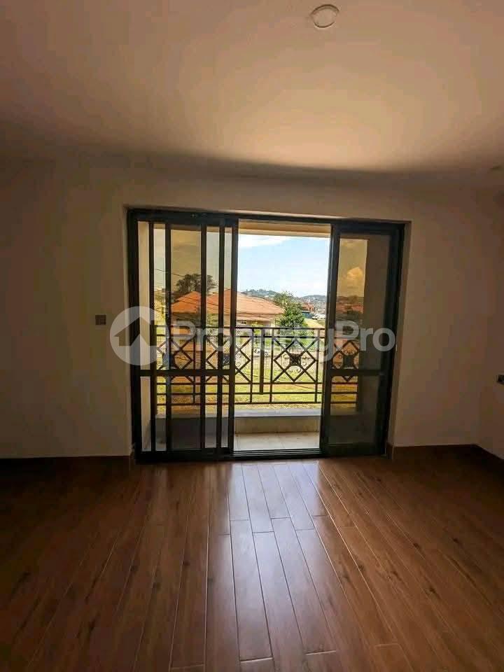 3 bedroom Apartment Block Apartment for rent Mbuya road Kampala Central - 9