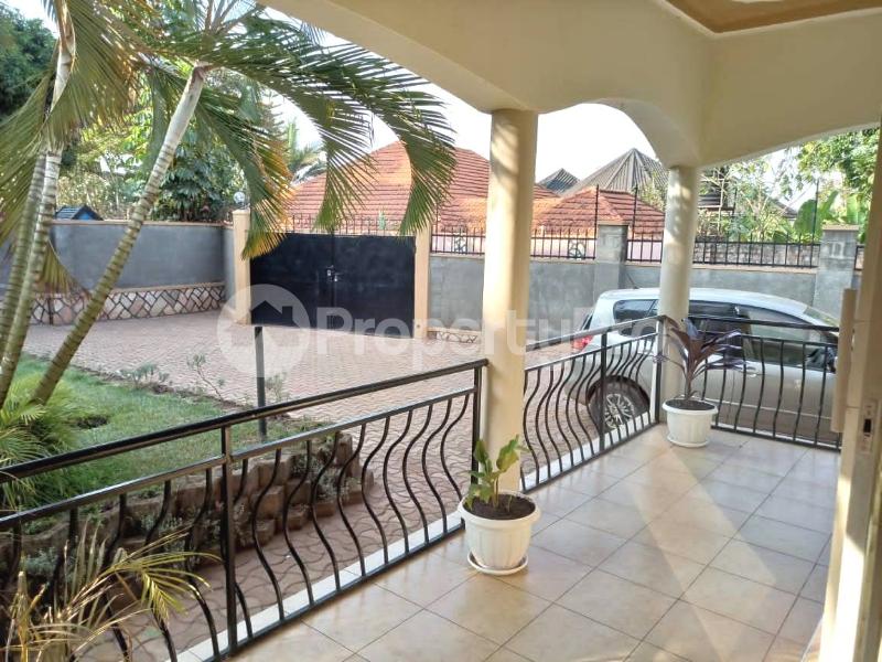 3 bedroom Apartment Block Apartment for rent najjera road Wakiso Central - 0