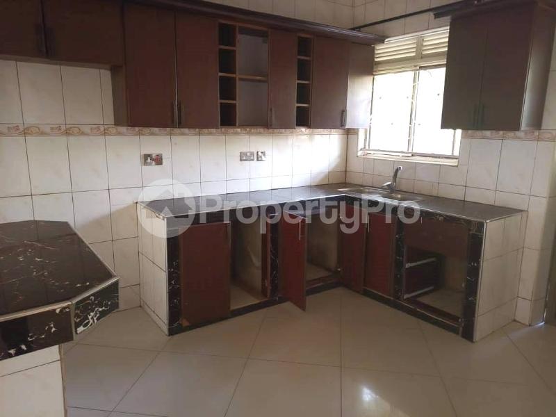 3 bedroom Apartment Block Apartment for rent najjera road Wakiso Central - 3
