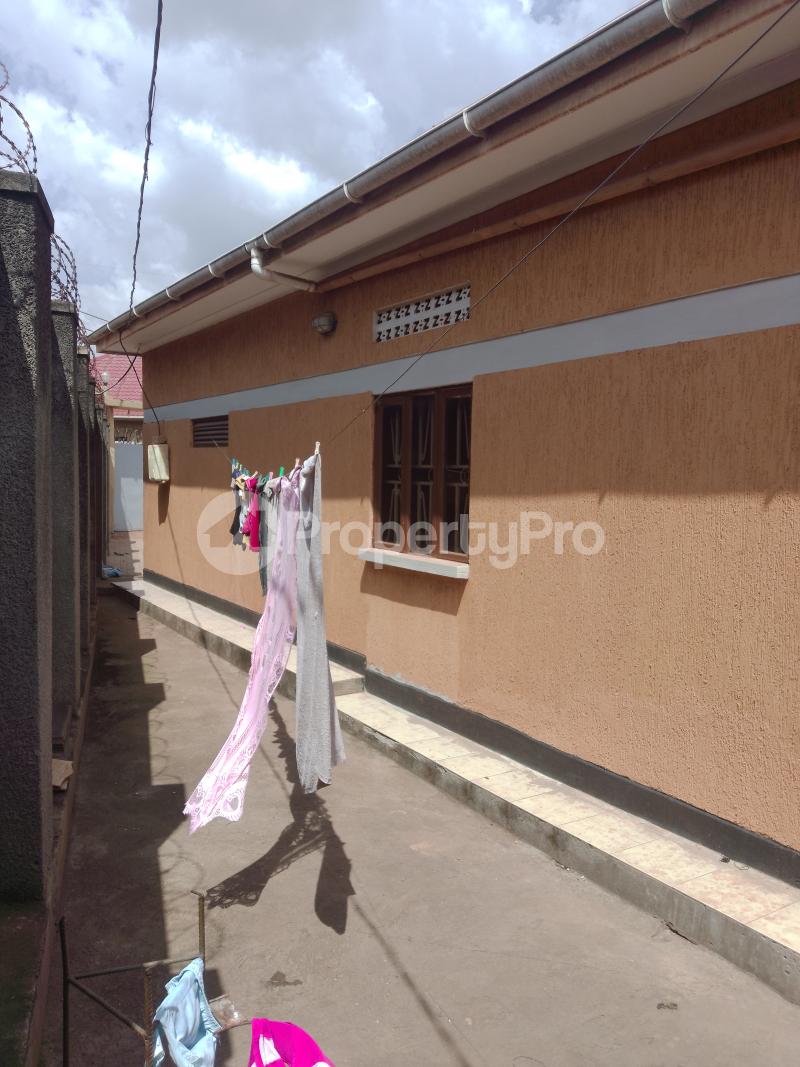 3 bedroom Bungalow Apartment for sale Namugongo seeta road  Kampala Central Kampala Central - 0