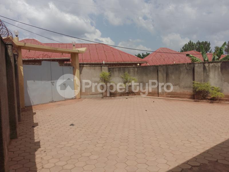3 bedroom Bungalow Apartment for sale Namugongo seeta road  Kampala Central Kampala Central - 3
