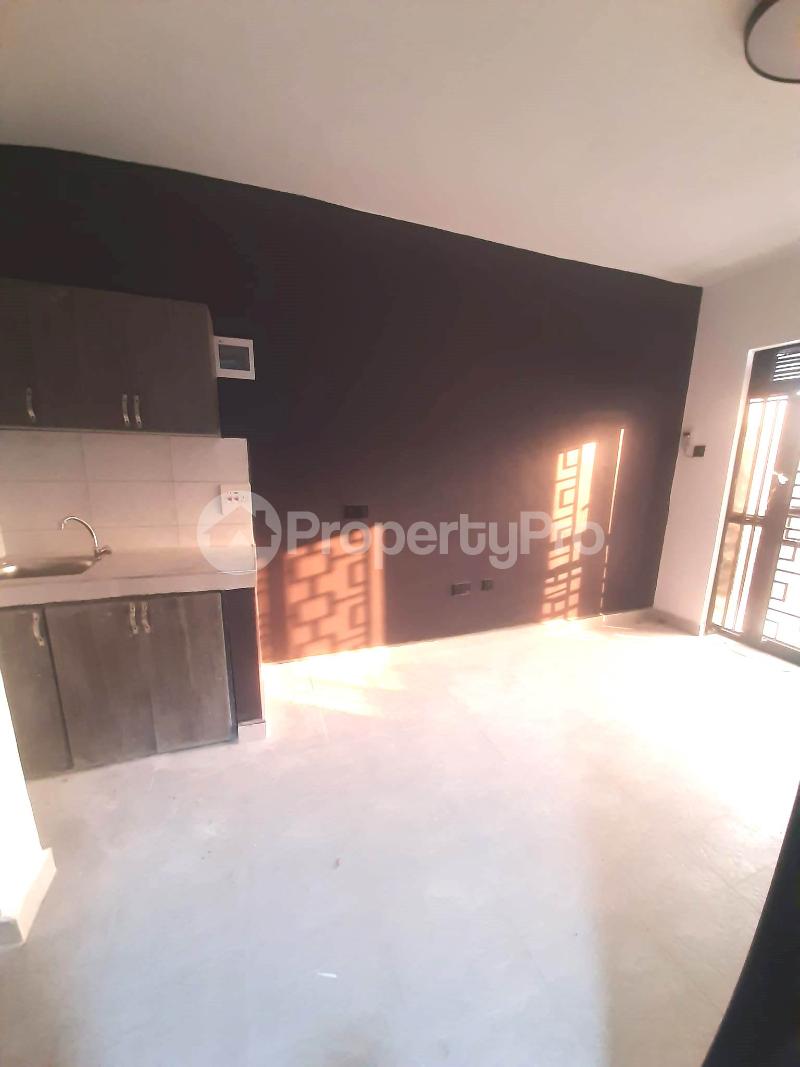1 bedroom mini flat  Studio Apartment for rent kireka road Wakiso Central - 4