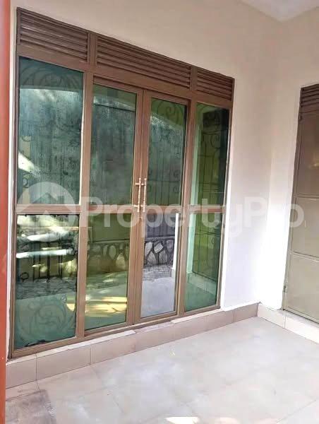 1 bedroom mini flat  Bungalow Apartment for rent kisaasi road Kisaasi Kampala Central - 1