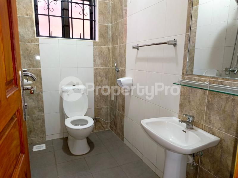 1 bedroom mini flat  Apartment Block Apartment for rent Kiwaatule road Kampala Central - 12