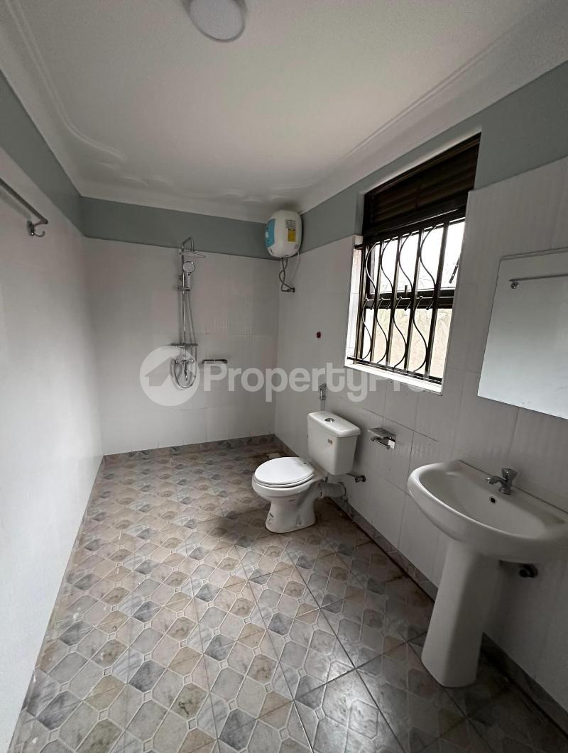 1 bedroom mini flat  Apartment Block Apartment for rent Seeta road Wakiso Central - 5