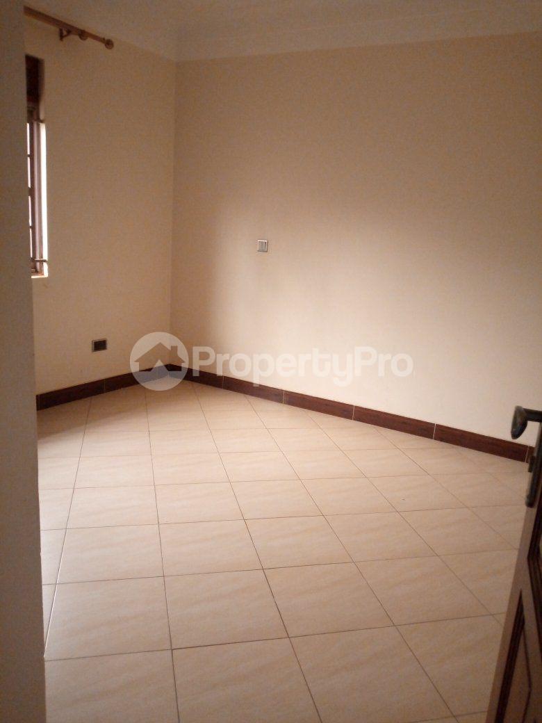 1 bedroom mini flat  Bungalow Apartment for rent gayaza road Gayaza Wakiso Central - 6