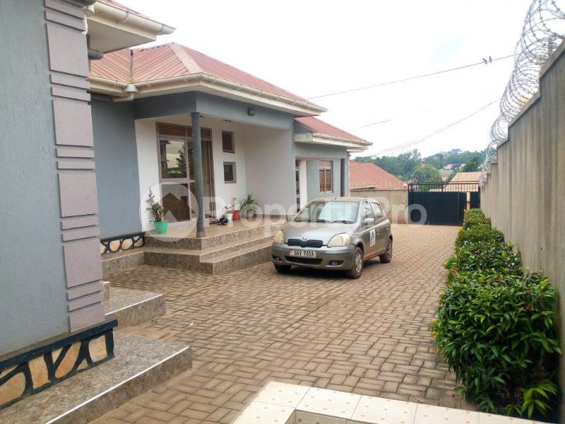 1 bedroom mini flat  Bungalow Apartment for rent gayaza road Gayaza Wakiso Central - 1