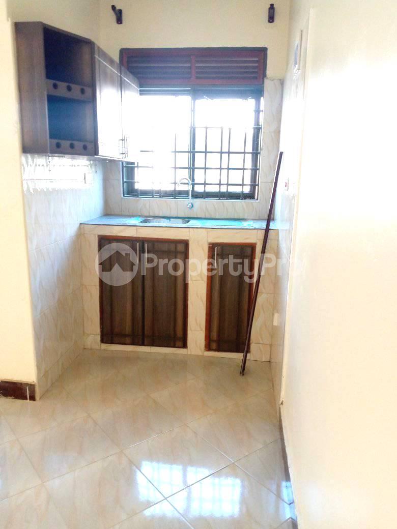 1 bedroom mini flat  Bungalow Apartment for rent gayaza road Gayaza Wakiso Central - 6