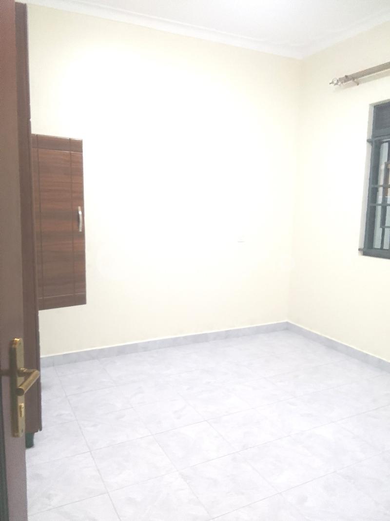 1 bedroom mini flat  Bungalow Apartment for rent naalya road Wakiso Central - 4
