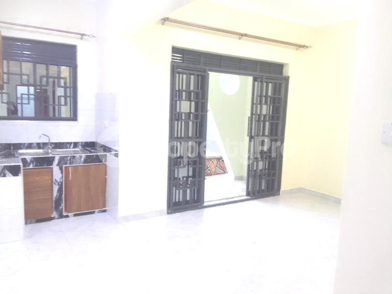 1 bedroom mini flat  Bungalow Apartment for rent naalya road Wakiso Central - 8