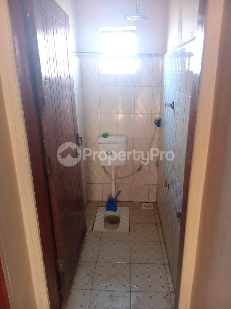 1 bedroom mini flat  Bungalow Apartment for rent namugongo road Wakiso Central - 4