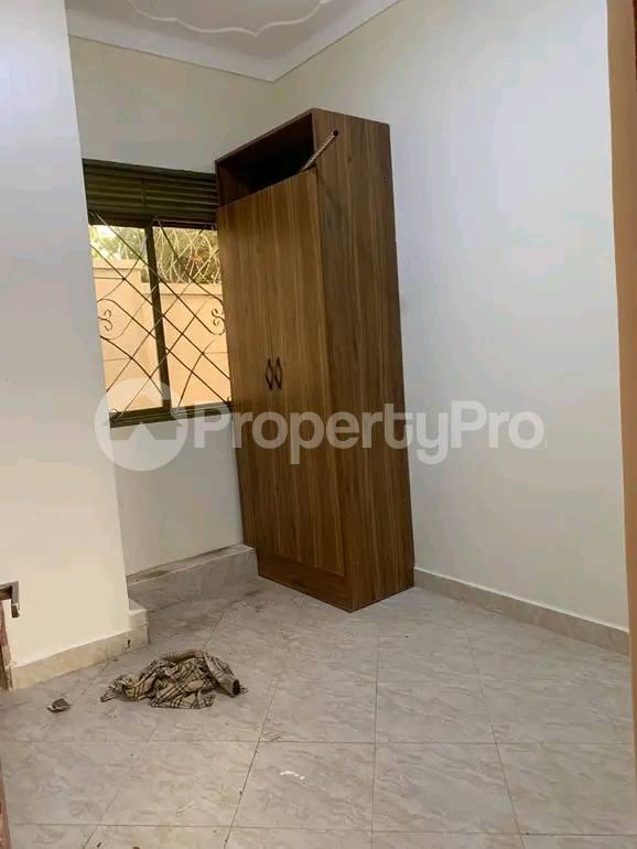 1 bedroom mini flat  Bungalow Apartment for rent salaama road Kampala Central - 1