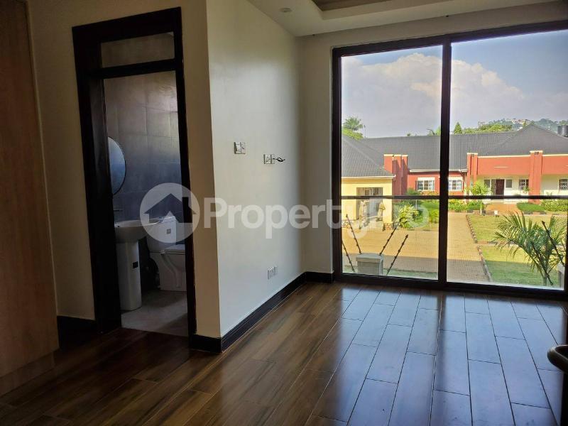 2 bedroom Apartment Block Apartment for rent bugolobi road Kampala Central - 6