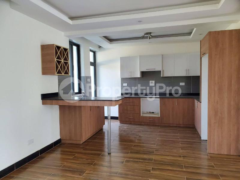 2 bedroom Apartment Block Apartment for rent bugolobi road Kampala Central - 7