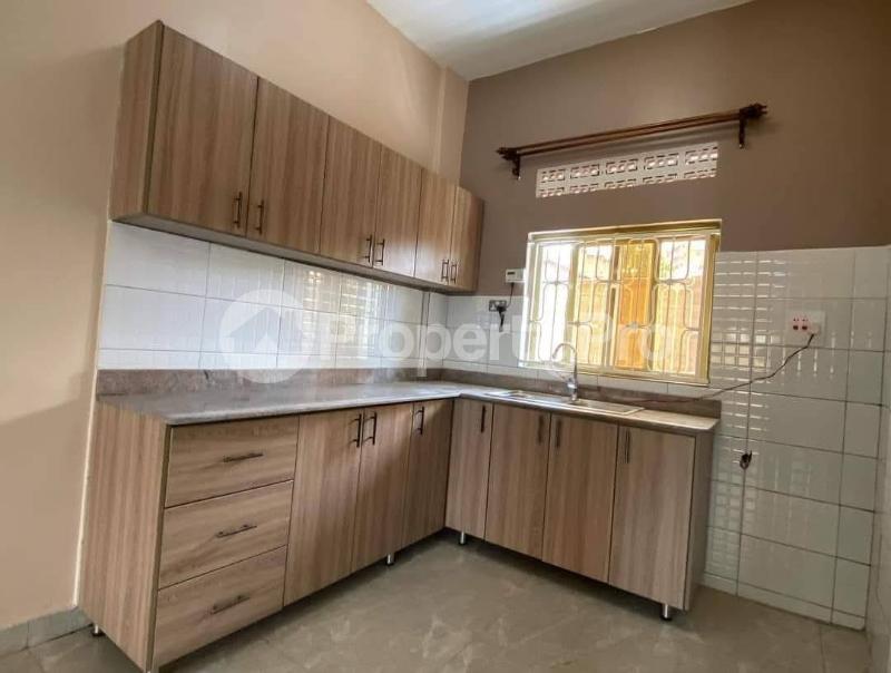2 bedroom Apartment Block Apartment for rent Kisaasi road Kisaasi Kampala Central - 5