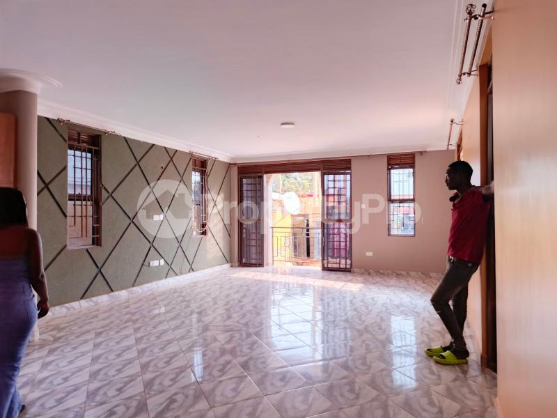 2 bedroom Apartment Block Apartment for rent Kyaliwajjala road Wakiso Central - 4
