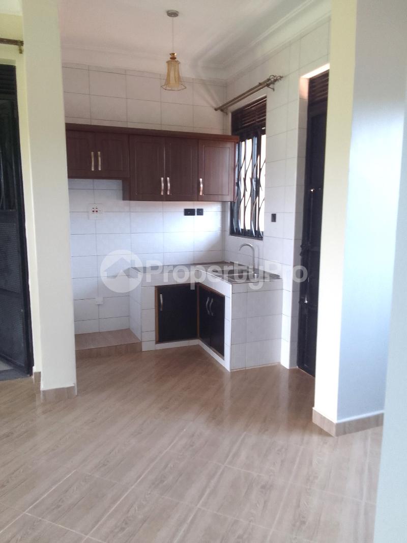 2 bedroom Apartment Block Apartment for rent namugongo road Wakiso Central - 9