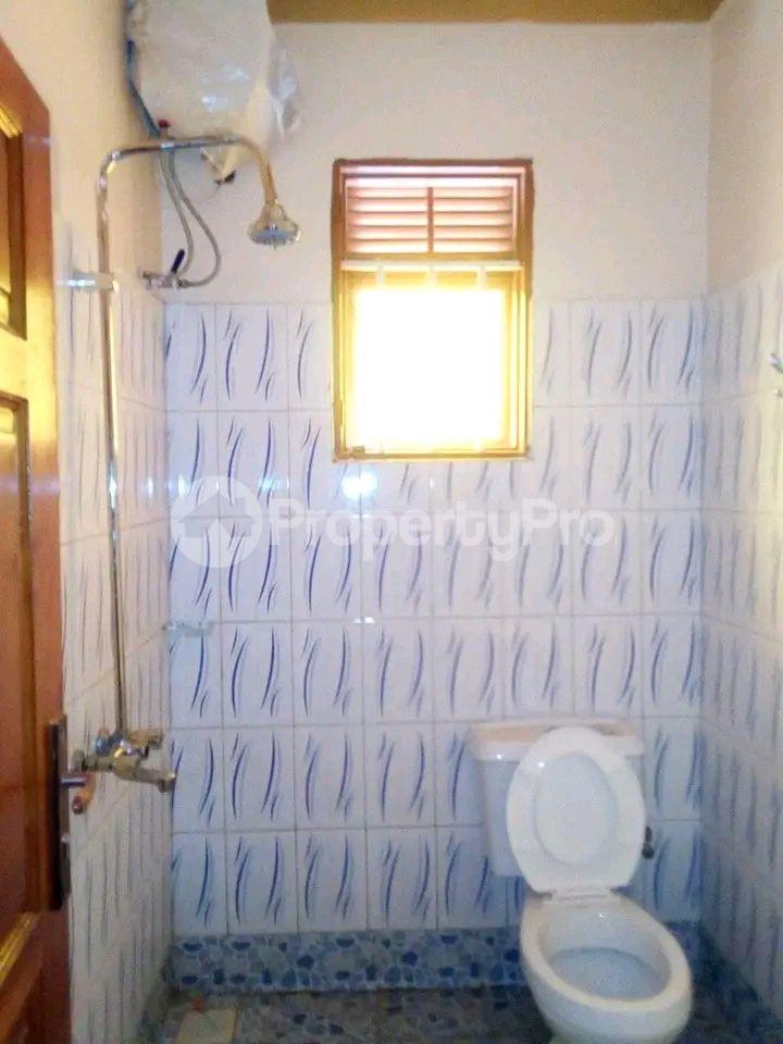 2 bedroom Apartment Block Apartment for rent Kasangati road Wakiso Central - 3