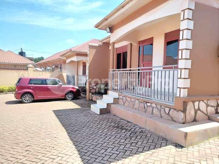 2 bedroom Bungalow Apartment for rent naalya road Wakiso Central - 7