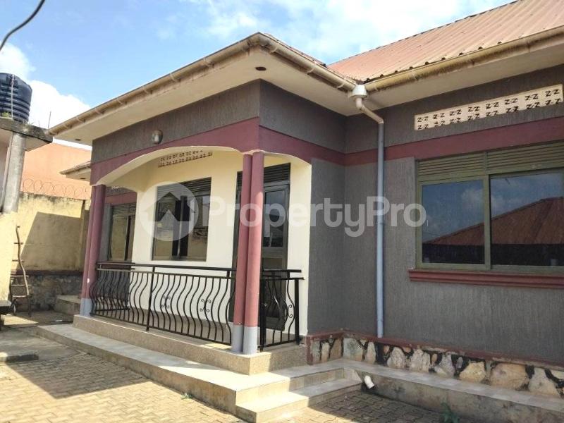 2 bedroom Bungalow Apartment for rent gayaza road Gayaza Wakiso Central - 8