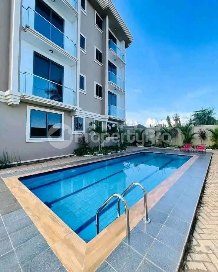 3 bedroom Apartment Block Apartment for rent bugoloobi road Wakiso Central - 11