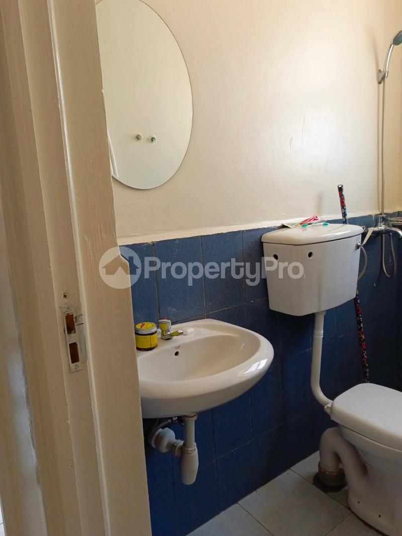 3 bedroom Apartment Block Apartment for rent buwaate road Kampala Central - 1