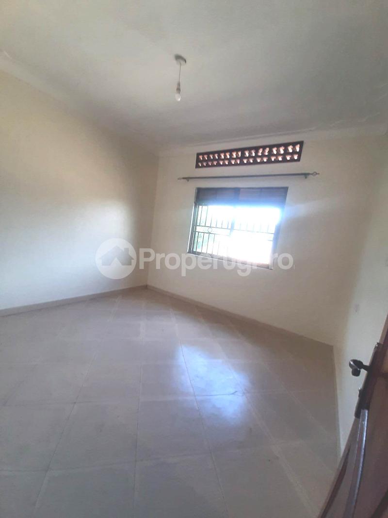 3 bedroom Bungalow Apartment for rent namugongo road Wakiso Central - 13