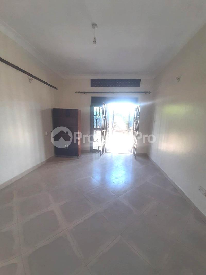 3 bedroom Bungalow Apartment for rent namugongo road Wakiso Central - 4