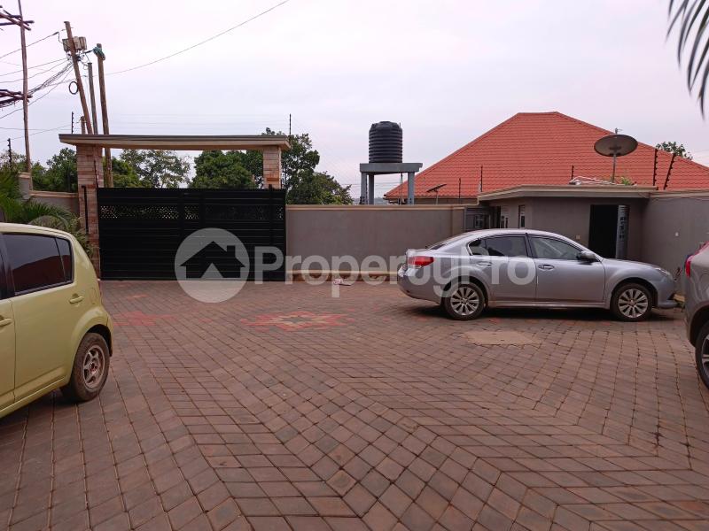 1 bedroom mini flat  Apartment Block Apartment for rent namugongo road Wakiso Central - 14