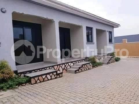 1 bedroom mini flat  Bungalow Apartment for rent gayaza road Gayaza Wakiso Central - 7