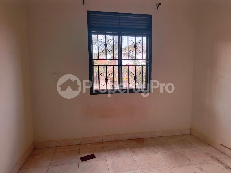2 bedroom Apartment Block Apartment for rent namugongo road Wakiso Central - 4