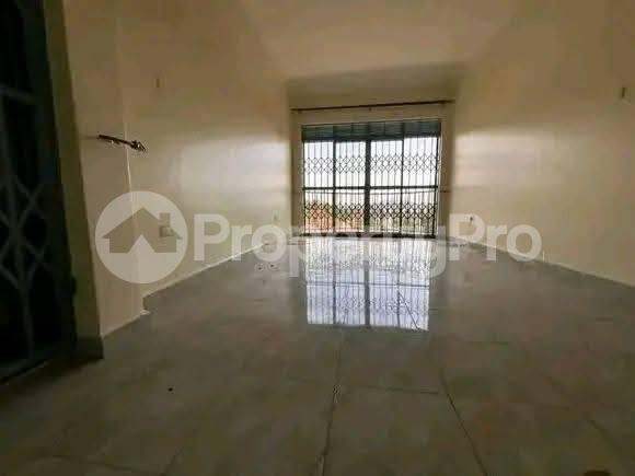 2 bedroom Apartment Block Apartment for rent buziga road  Kampala Central - 5