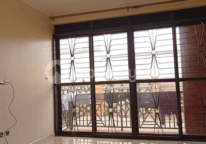 2 bedroom Apartment Block Apartment for rent Kira road, Kira Wakiso Central - 5