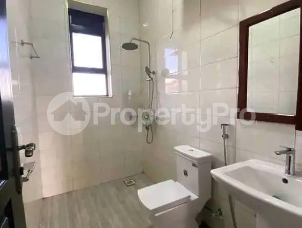 2 bedroom Apartment Block Apartment for rent kisaasi road Kampala Central - 6