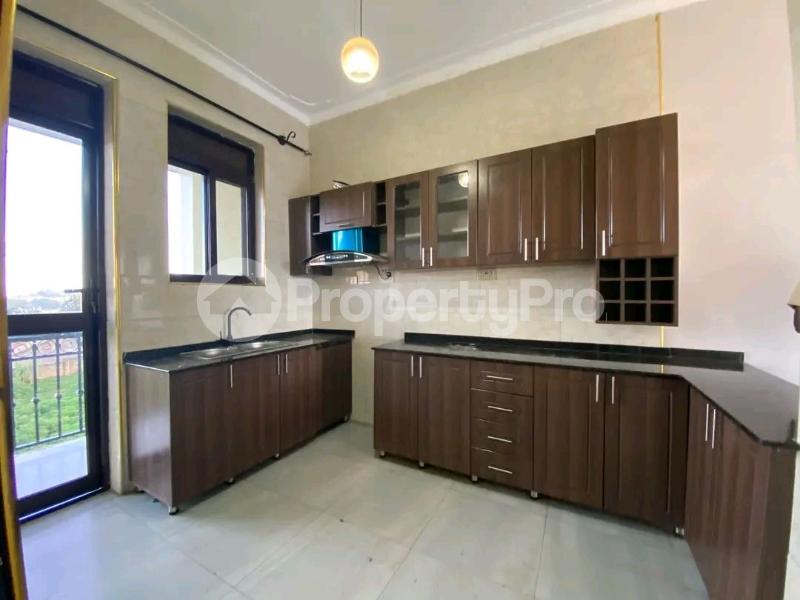 2 bedroom Apartment Block Apartment for rent Kisaasi road Kisaasi Kampala Central - 13