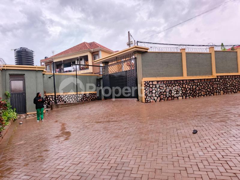 2 bedroom Apartment Block Apartment for rent Naalya road Kampala Central - 9