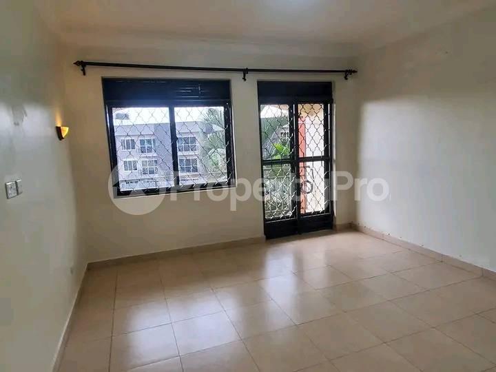 3 bedroom Apartment Block Apartment for rent bukoto road Bukoto Kampala Central - 3