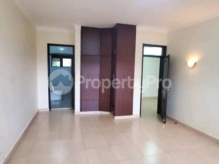 3 bedroom Apartment Block Apartment for rent bukoto road Bukoto Kampala Central - 8