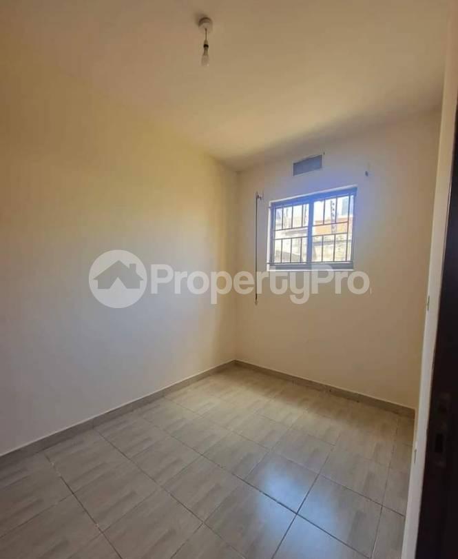 3 bedroom Apartment Block Apartment for rent buwaate road Wakiso Central - 8