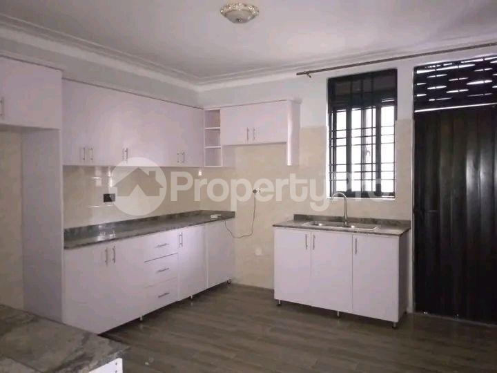 3 bedroom Apartment Block Apartment for rent Kisaasi road, Kisaasi Kampala Central - 3