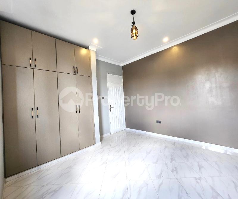 1 bedroom mini flat  Apartment Block Apartment for rent buwaate road Wakiso Central - 12