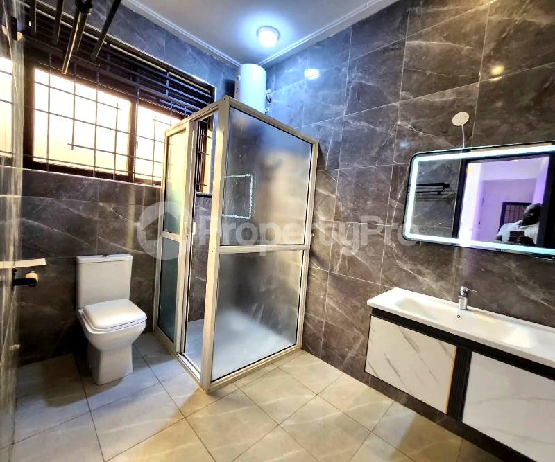 1 bedroom mini flat  Apartment Block Apartment for rent kulambilo road Kampala Central Kampala Central - 10