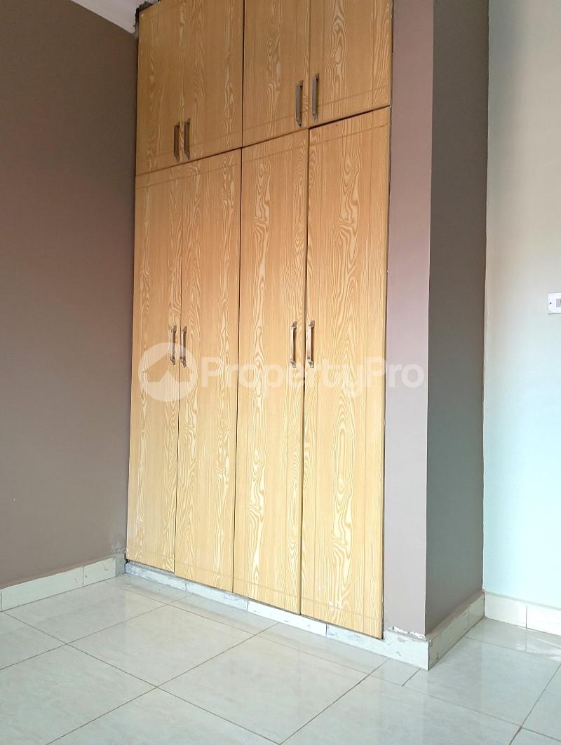 2 bedroom Apartment Block Apartment for rent buwaate road Kampala Central - 9