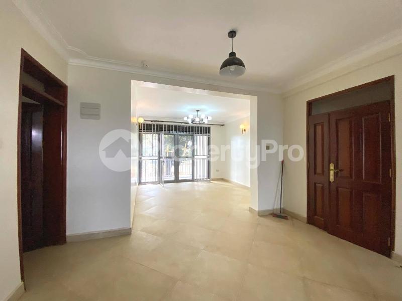 1 bedroom mini flat  Apartment Block Apartment for rent buwaate road Kampala Central - 1