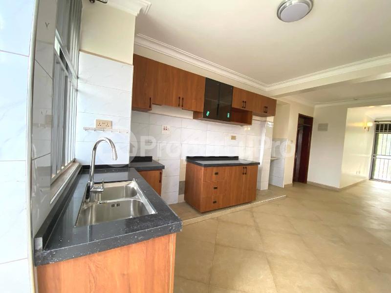 1 bedroom mini flat  Apartment Block Apartment for rent buwaate road Kampala Central - 7
