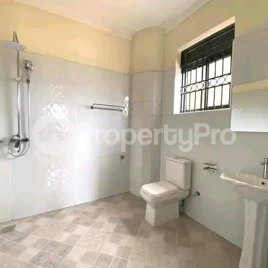 2 bedroom Apartment Block Apartment for rent kisaasi road Kisaasi Kampala Central - 9