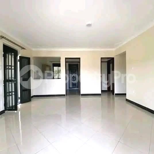 2 bedroom Apartment Block Apartment for rent kisaasi road Kisaasi Kampala Central - 7