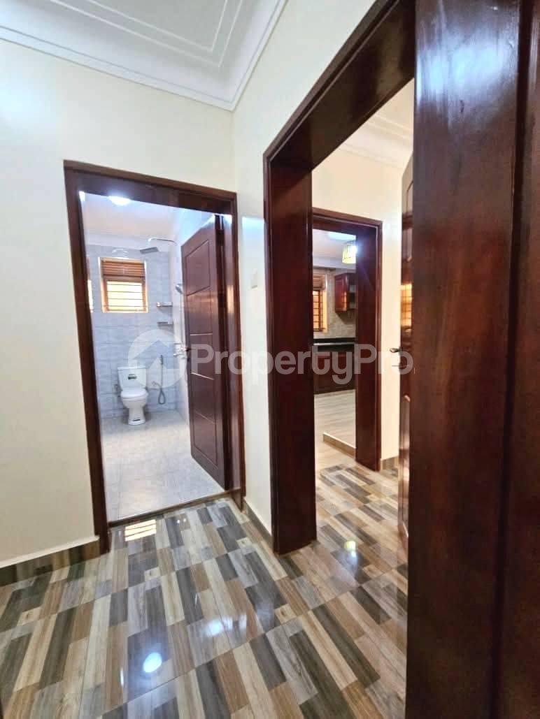 2 bedroom Apartment Block Apartment for rent namugongo road Wakiso Central - 8