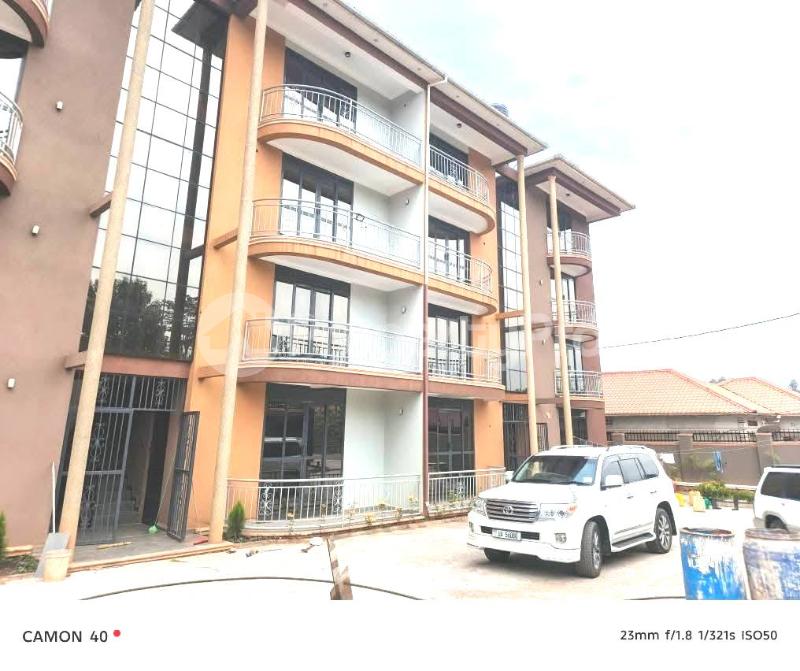 2 bedroom Apartment Block Apartment for rent namugongo road Wakiso Central - 12