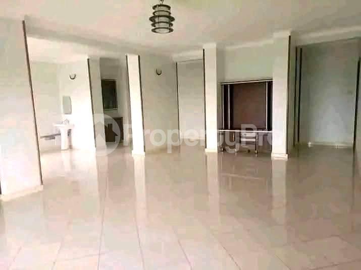 3 bedroom Apartment Block Apartment for rent kireka road Wakiso Central - 6